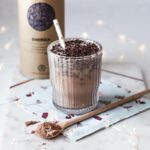 czekoladowy milkshake z miksem superfoods energia