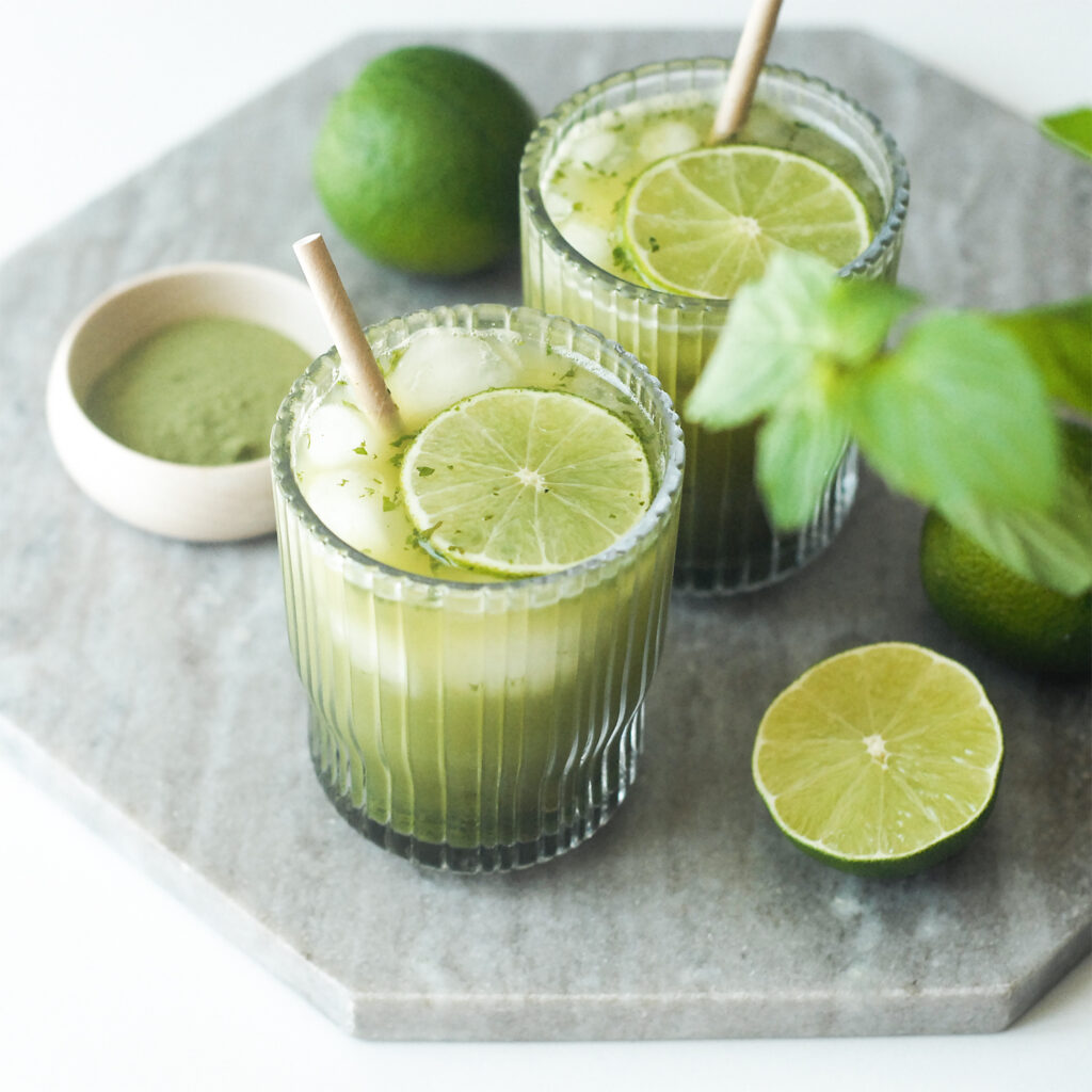 moringa z tonikiem i cytrusami